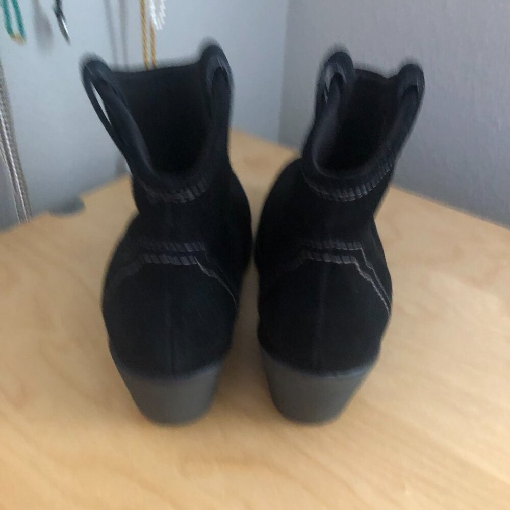 Clarks Artisan Zania Ankle Boots Womens US 8.5 Black Suede Western Cowboy - Picture 8 of 13